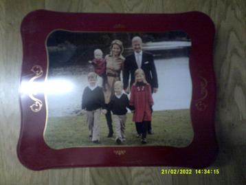 Blikken doos Koningshuis beschikbaar voor biedingen