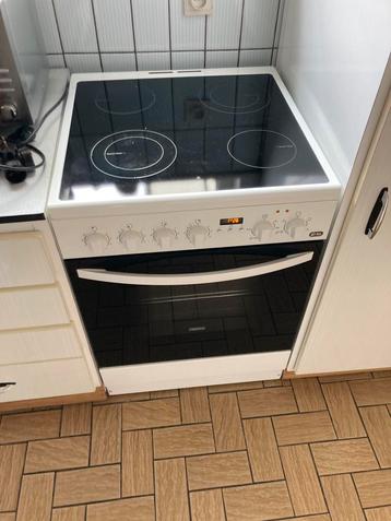 Cuisinière électrique, Electroménager, Enlèvement, Comme neuf, Électrique