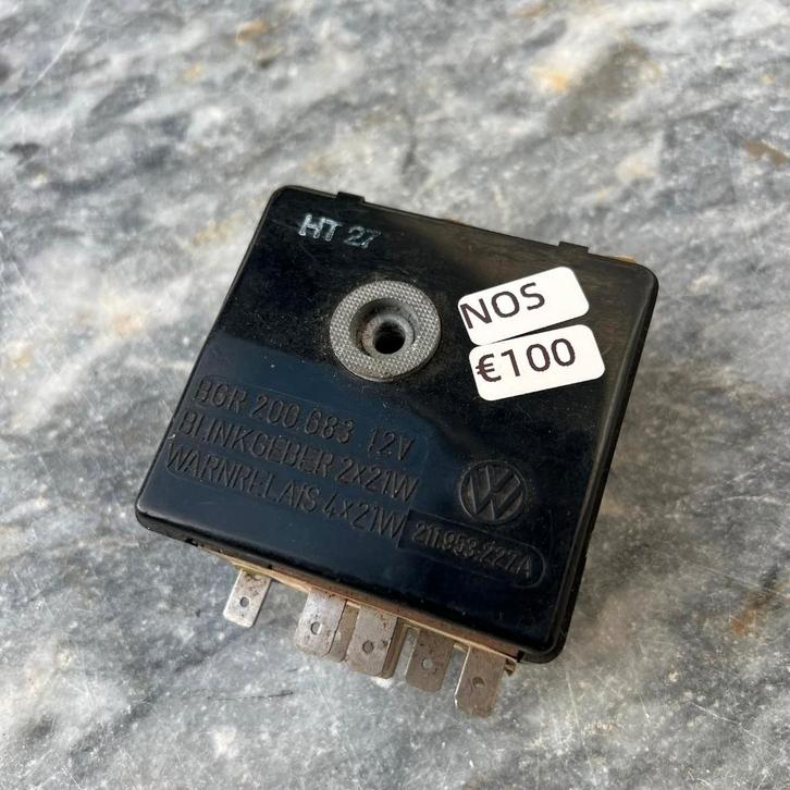 VW Bay Window Bus 1967-1968 12V NOS Relais Knipperlicht, Auto diversen, Auto-accessoires, Zo goed als nieuw, Ophalen of Verzenden