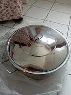 Een heel grote kookpot met deksel, Ophalen, Nieuw