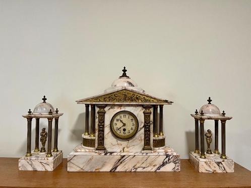 Klok en ornamenten voor schouwmantel, Huis en Inrichting, Woonaccessoires | Klokken, Gebruikt, Overige typen, Analoog, Ophalen