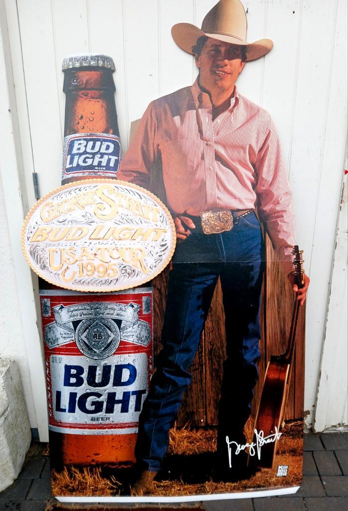 George Strait Budweiser beer foldable n.o.s, Verzamelen, Merken en Reclamevoorwerpen, Ophalen of Verzenden