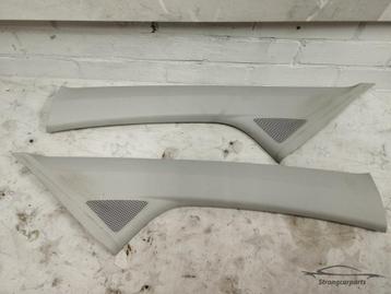 A-stijl bekleding links en rechts Volkswagen Up 1S0867233/1S beschikbaar voor biedingen