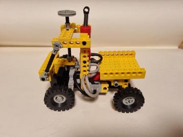 LEGO technic 8040 Universal Building Set