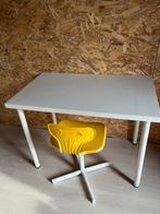 Bureau blanc IKEA, Enfants & Bébés, Chambre d'enfant | Tables & Chaises, Comme neuf