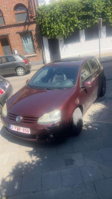 Golf 5 individuel 2.0 tdi Full full option unique, Autos, Achat, Toit ouvrant, Golf, Particulier
