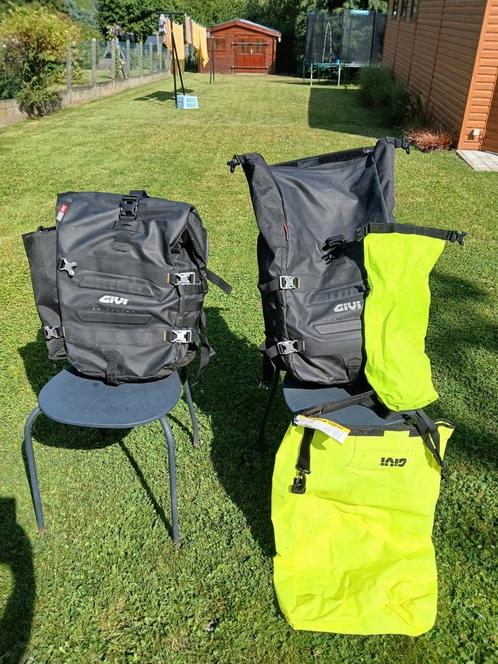 Givi 35 Canyon zachte motortas, Motoren, Accessoires | Koffers en Tassen, Zo goed als nieuw, Ophalen