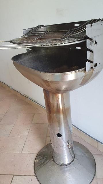 barbeque beschikbaar voor biedingen