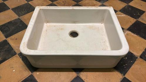 Oude pombak (Stortbak spoelbak pompbak, noem het hoe je wil), Antiek en Kunst, Antiek | Woonaccessoires, Ophalen