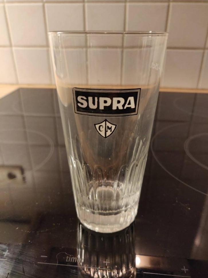 Vintage bierglas Supra Brouwerij Chevalier Marin Mechelen, Verzamelen, Glas en Drinkglazen, Gebruikt, Bierglas, Ophalen