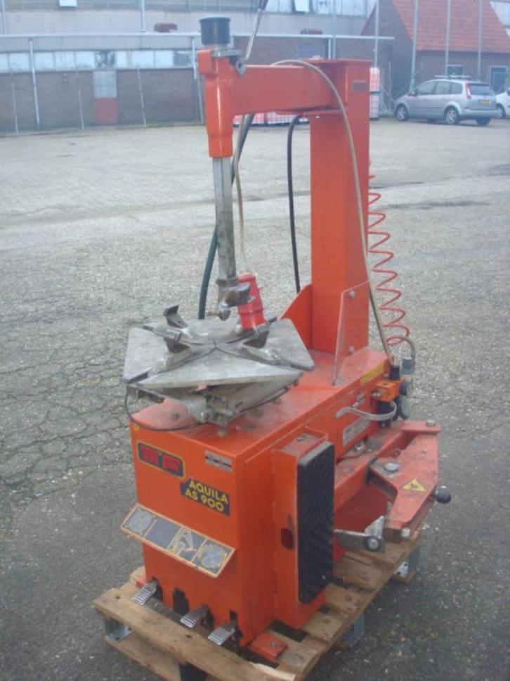 Banden De Montage Apparaat MF Aquila AS 900 380V Rood, Auto diversen, Autogereedschap, Gebruikt, Ophalen