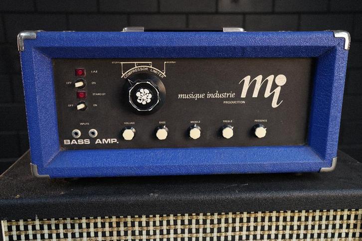 Musique Industrie MI100 Bass Amp, Muziek en Instrumenten, Versterkers | Bas en Gitaar, Zo goed als nieuw, Basgitaar, 100 watt of meer