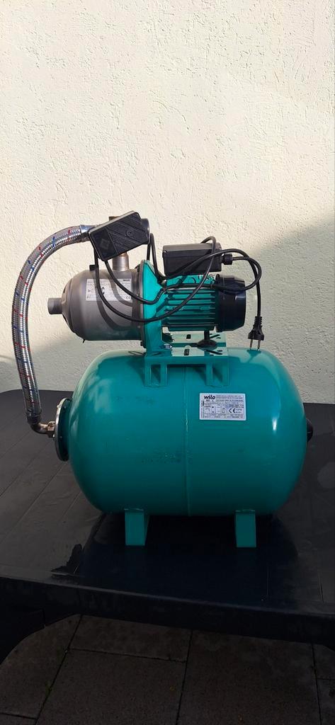 Wilo MC304-EM/EC/G waterpomp met tank van 50 liter, Tuin en Terras, Waterpompen, Zo goed als nieuw, Elektrisch, Regentonpomp, Ophalen