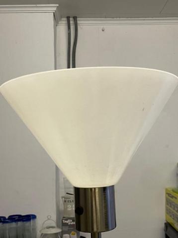 AV CAUSE DEPART LUMINAIRE beschikbaar voor biedingen