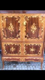 antieke kast in Louis XV stijl, Ophalen