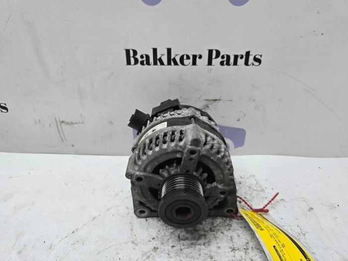 Dynamo van een Ford Fiesta, Auto-onderdelen, Motor en Toebehoren, Ford, Gebruikt, 3 maanden garantie