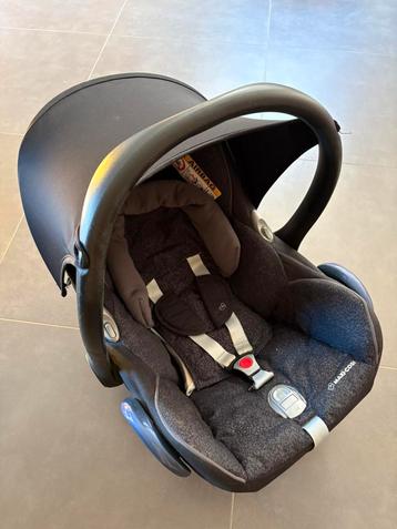 Maxi Cosi baby + accessoires  beschikbaar voor biedingen