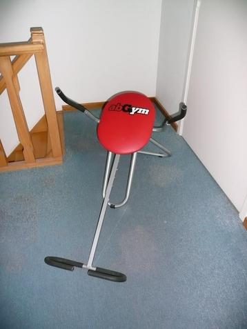 Buikspiermachine beschikbaar voor biedingen