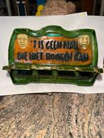 Ancien porte-pipes en poterie flamande (1), Enlèvement