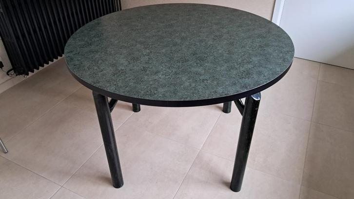 Mooie keukentafel, Huis en Inrichting, Tafels | Eettafels, Gebruikt, 100 tot 150 cm, Vijf personen of meer, Rond, Metaal, Ophalen