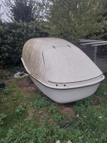 Floatingtank beschikbaar voor biedingen
