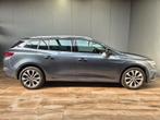 Renault Megane 1.33TCe 140pk Grandtour automaat, 4 cilinders, Leder, Bedrijf, 5 deurs