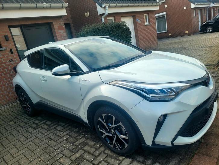 Toyota C-HR Team Deutschland, Auto's, Toyota, C-HR, ABS, Achteruitrijcamera, Airbags, Airconditioning, Alarm, Android Auto, Apple Carplay