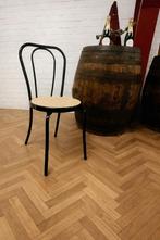 12 prachtige Thonet stijl stoelen met zwart metalen frame, Huis en Inrichting, Stoelen, Ophalen, Zo goed als nieuw, Zwart