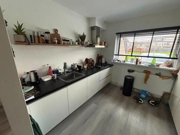 Dubbelwandige Hoogglans Keuken – Stijlvol GEDEMONTEERD beschikbaar voor biedingen