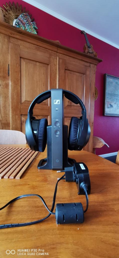 Hoofdtelefoon Sennheiser RS175, TV, Hi-fi & Vidéo, Casques audio, Comme neuf, Sennheiser, Sans fil, Surround, Enlèvement ou Envoi