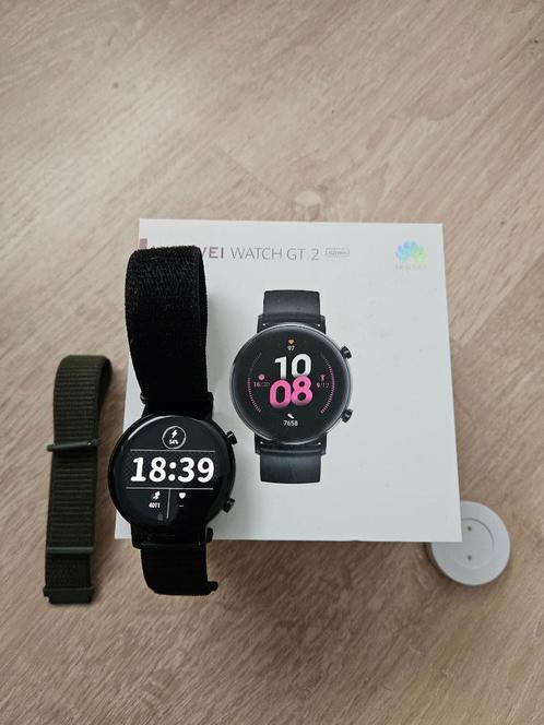 Huawei Watch GT2 in uitstekende staat met extra bandjes!, Handtassen en Accessoires, Smartwatches, Gebruikt, Zwart, Afstand, Calorieverbanding