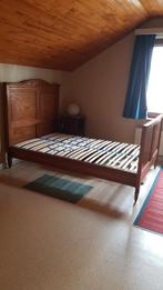 Bed met lattenbodems en twee nachtkastjes, Huis en Inrichting, Slaapkamer | Bedden, Ophalen, Bruin, Vintage, Zo goed als nieuw