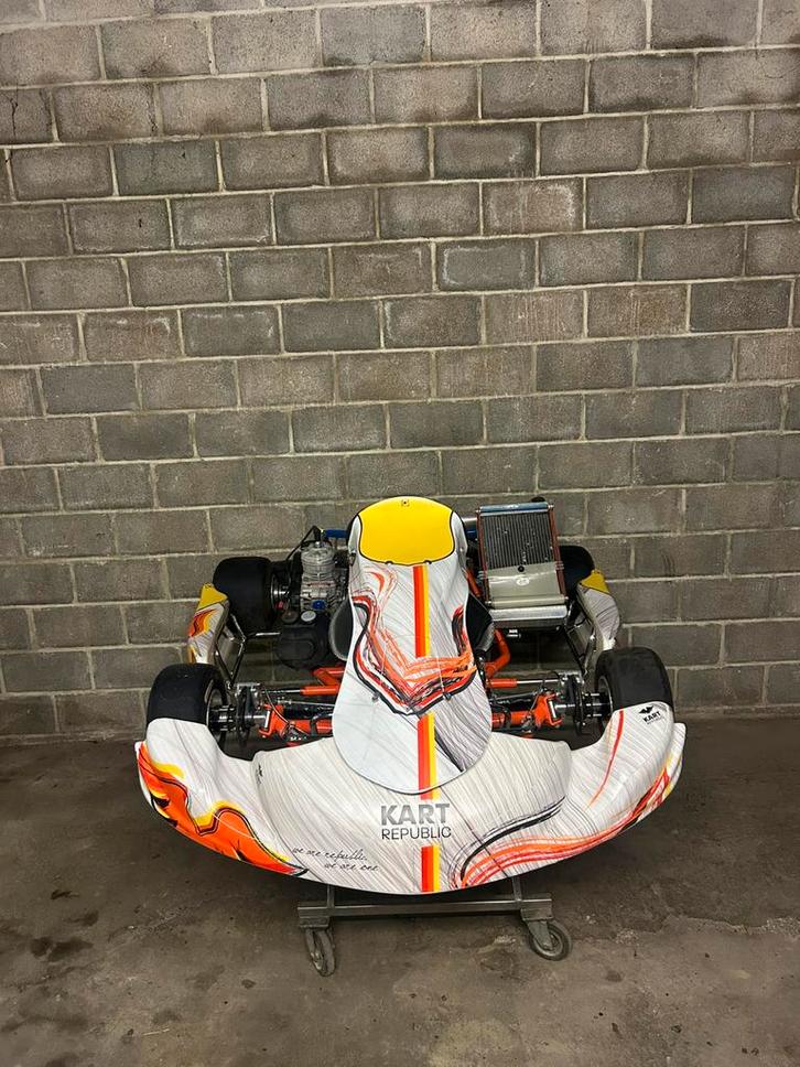 KART REPUBLIC IAME 125, Sports & Fitness, Karting, Comme neuf, Kart, Enlèvement