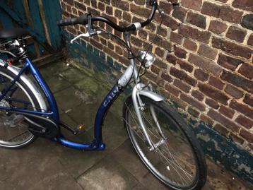 Meisjesfiets (dames) perfect werkende beschikbaar voor biedingen