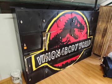 Lockers Jurassic Park beschikbaar voor biedingen