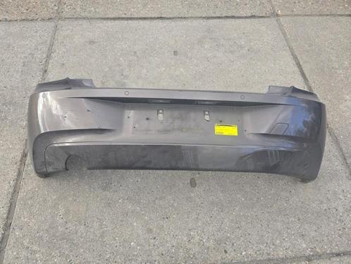Achterbumper van een BMW 1-Serie, Auto-onderdelen, Carrosserie, Bumper, BMW, Gebruikt, 3 maanden garantie