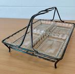 Présentoir en métal argenté avec 4 raviers en verre., Argent