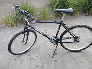 Mooie 26" mountainbike in nieuwstaat.  beschikbaar voor biedingen