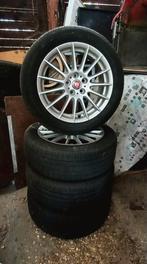 Jaguar XE velgen met zomerbanden of winterbanden 4x, Ophalen, Gebruikt, Zomerbanden, Band(en)