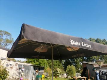 Zwarte horeca parasol pater lieven 3m op 3m beschikbaar voor biedingen