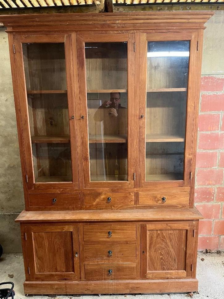 Groot glazen raam in hout (teak), 2 verdiepingen, Huis en Inrichting, Kasten | Vitrinekasten, Gebruikt, 200 cm of meer, 150 tot 200 cm