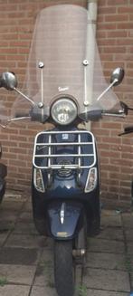 Vespa 25cc 1200e, Fietsen en Brommers, Scooters | Vespa, Ophalen, Zo goed als nieuw