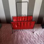 Vintage  krantenrek, Huis en Inrichting, Woonaccessoires | Krantenbakken en Lectuurbakken, Ophalen, Gebruikt