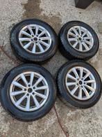 Winterbanden op velgen 17" 5x114,3 - MOET DRINGEND WEG, Auto-onderdelen, Ophalen, Gebruikt, Winterbanden, Band(en)
