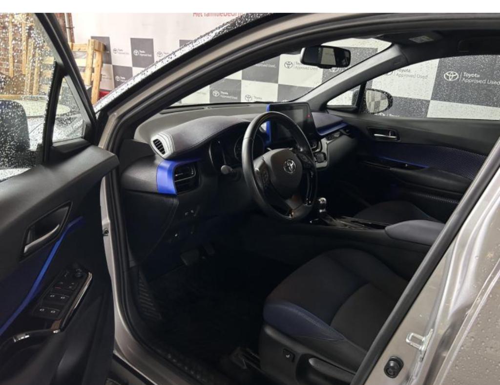 Taxi Uber, Auto's, Toyota, Bedrijf, C-HR, Hybride Elektrisch/Benzine, Euro 6, SUV of Terreinwagen, 5 deurs, Automaat, Zilver of Grijs