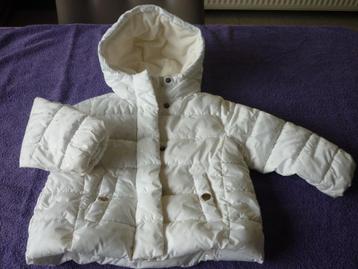 Winterjasje wit maat 86 van C&A beschikbaar voor biedingen