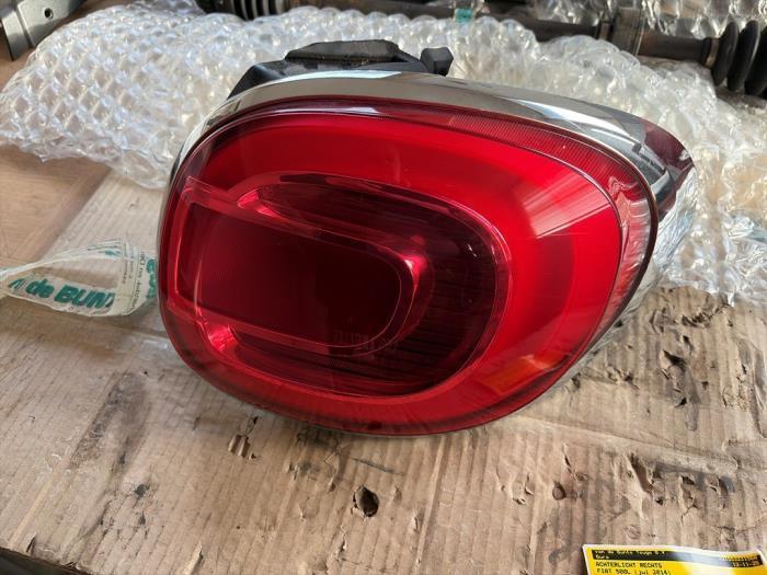 Achterlicht rechts van een Fiat 500L, Auto-onderdelen, Verlichting, Fiat, Gebruikt, 3 maanden garantie, Ophalen of Verzenden