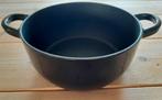 SMEG zwarte gietijzeren kookpot - 4,2 liter, Ophalen of Verzenden, Zo goed als nieuw, Gietijzer