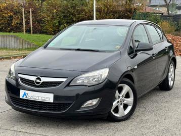 Opel Astra 1.7CDTi 2012 Airco Full Carnet Euro 5 Ct ok  beschikbaar voor biedingen