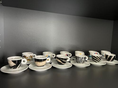 Illy Art Collection 1999 gesigneerd en genummerd, Verzamelen, Porselein, Kristal en Bestek, Nieuw, Kop en/of schotel, Porselein